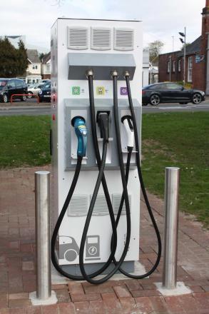 electric-car-charge-point.jpg-pwrt2