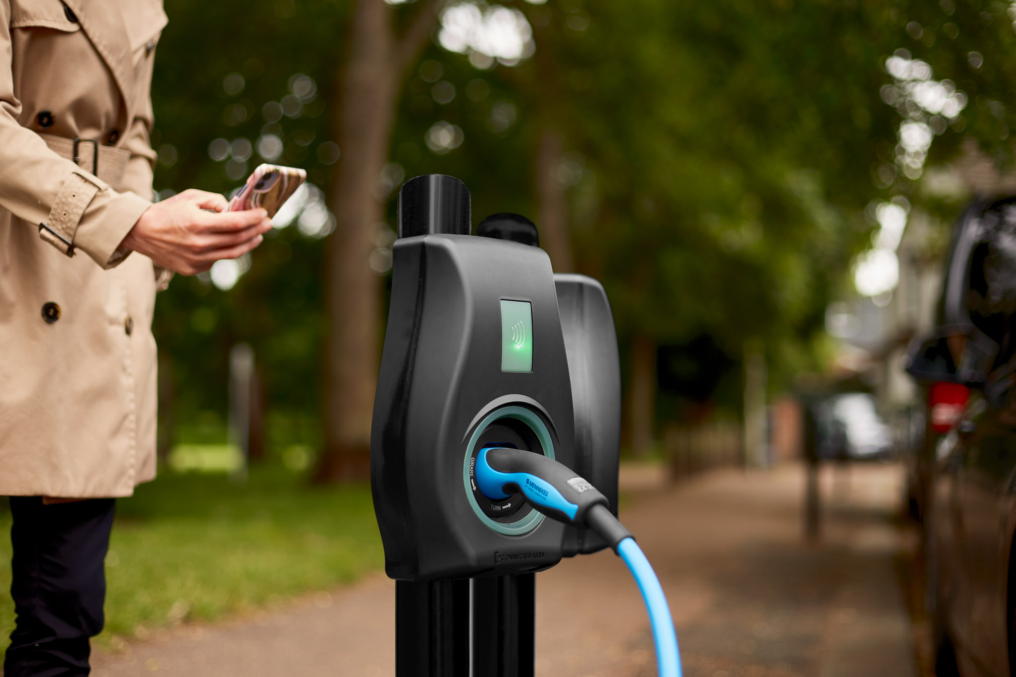 On-street charging in the UK - Connected Kerb