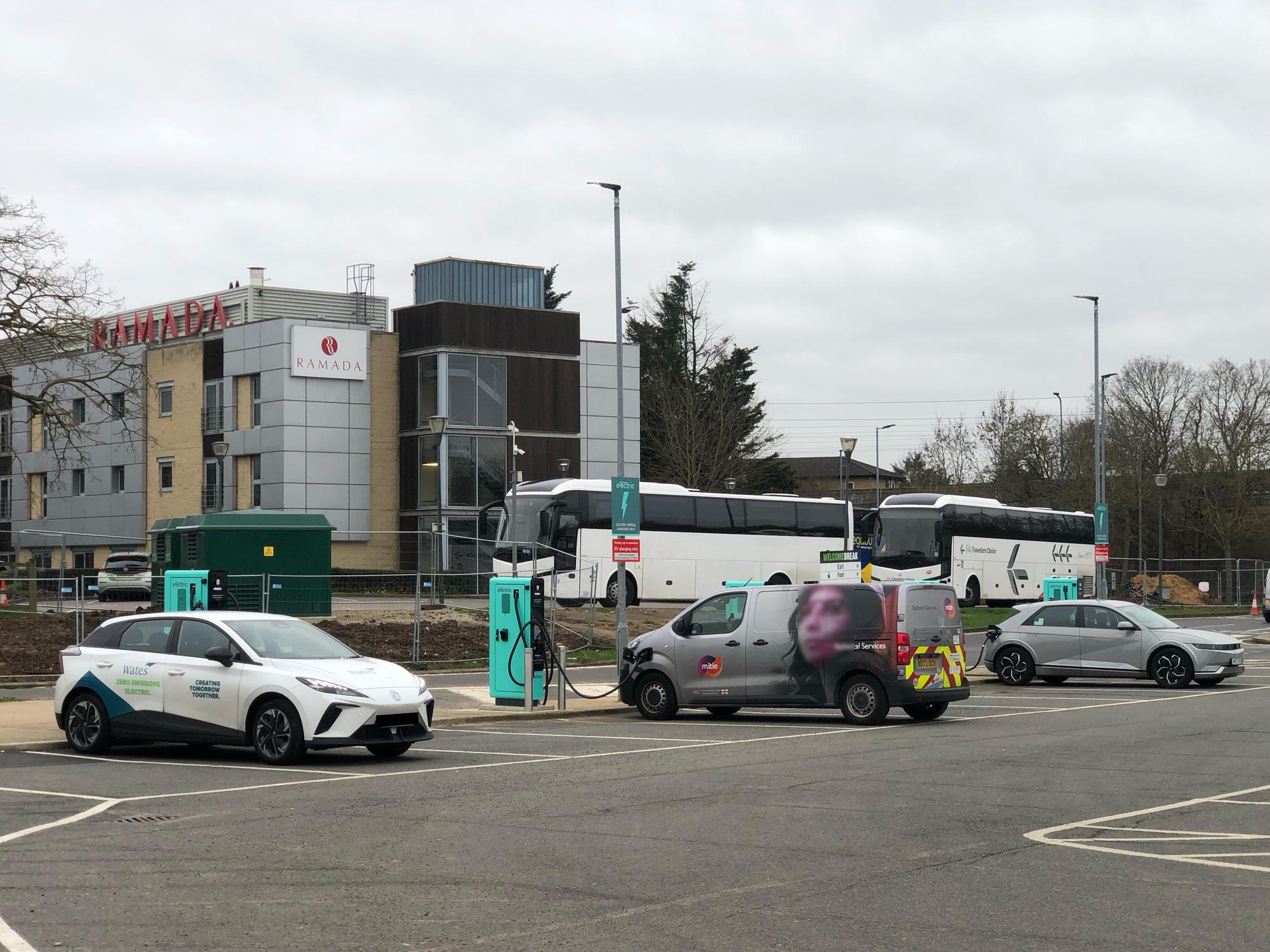 Applegreen Electric London Gateway hub