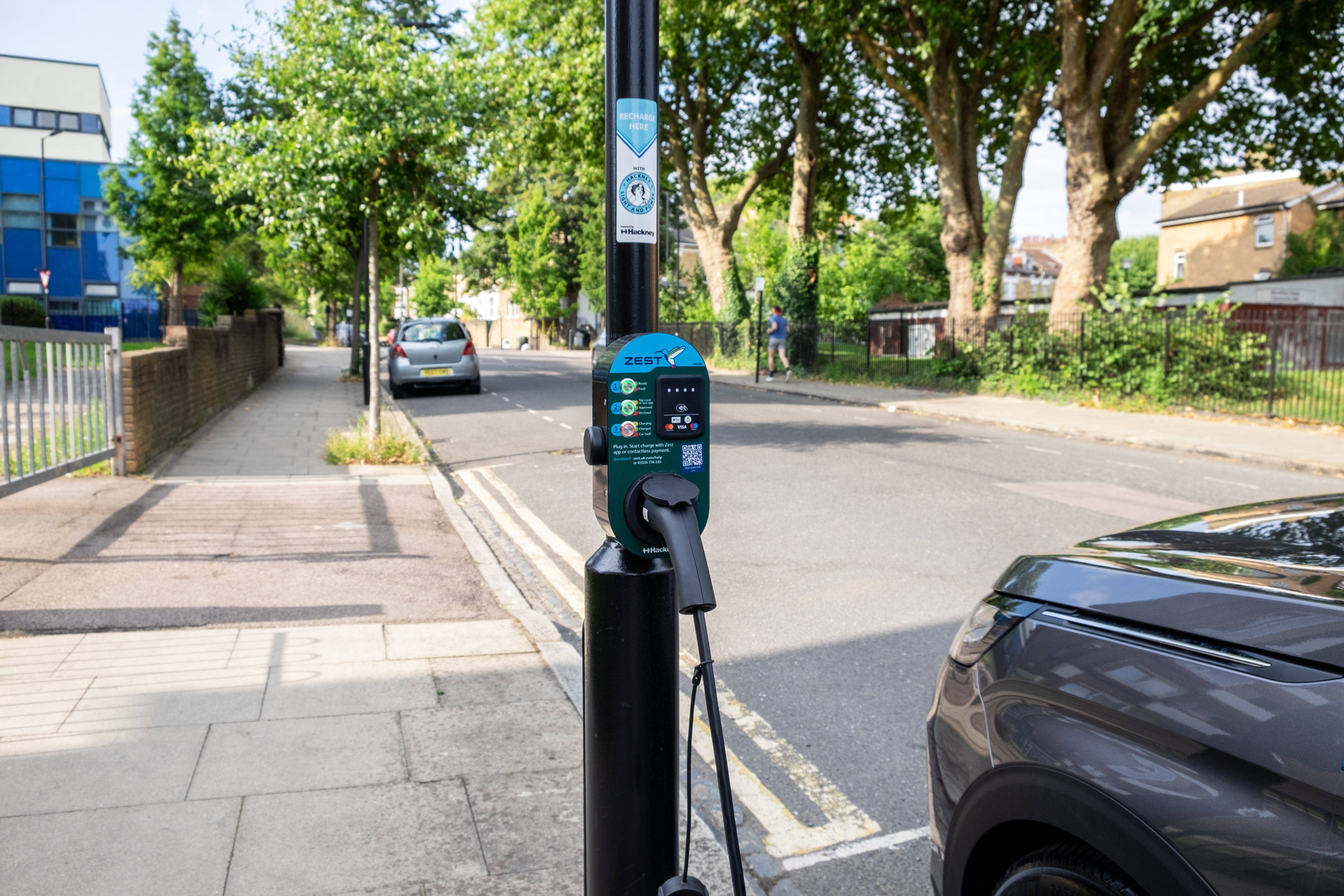 Zest on-street charge point