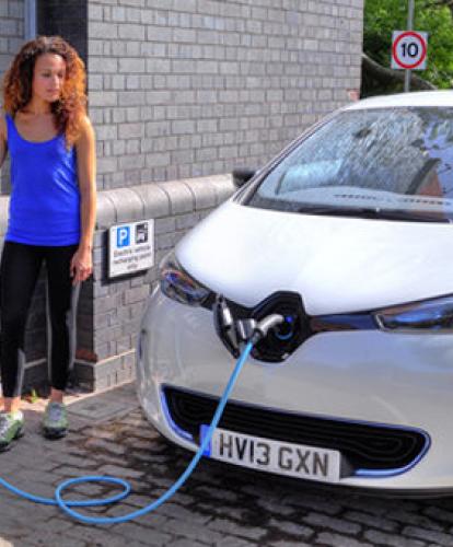 Dundee City Council given £22k for new EV charging points